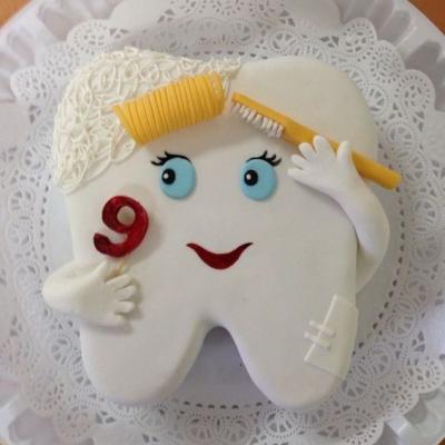 Sweet Tooth Cake